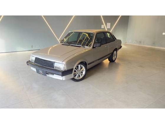 CHEVROLET CHEVETTE 1.6 SL 8V ÁLCOOL 2P MANUAL CHEVROLET CHEVETTE 1.6 SL 8V ÁLCOOL 2P MANUAL